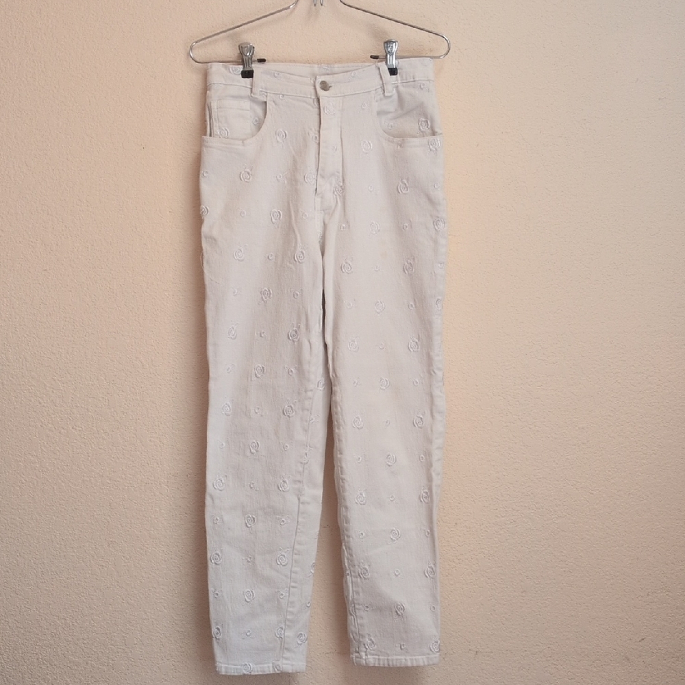 Women's Cream Straight Leg Pants